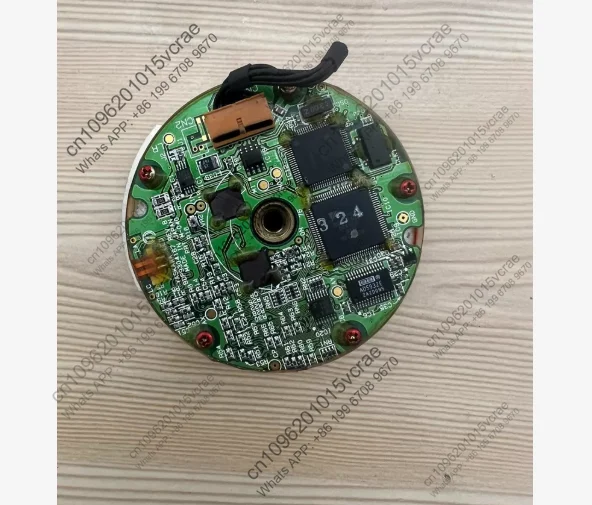 Tool parts encoder UTSAH-B17BBF, model S324003503A324, with label UTSIH-B17CK