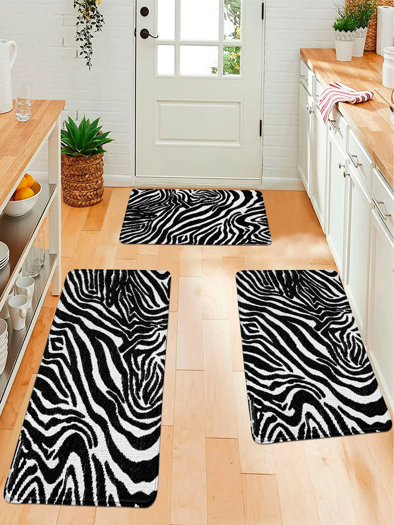 Crystal velvet carpet floor mat zebra stripe print non-slip waterproof easy to clean bedroom living room mat entry mat