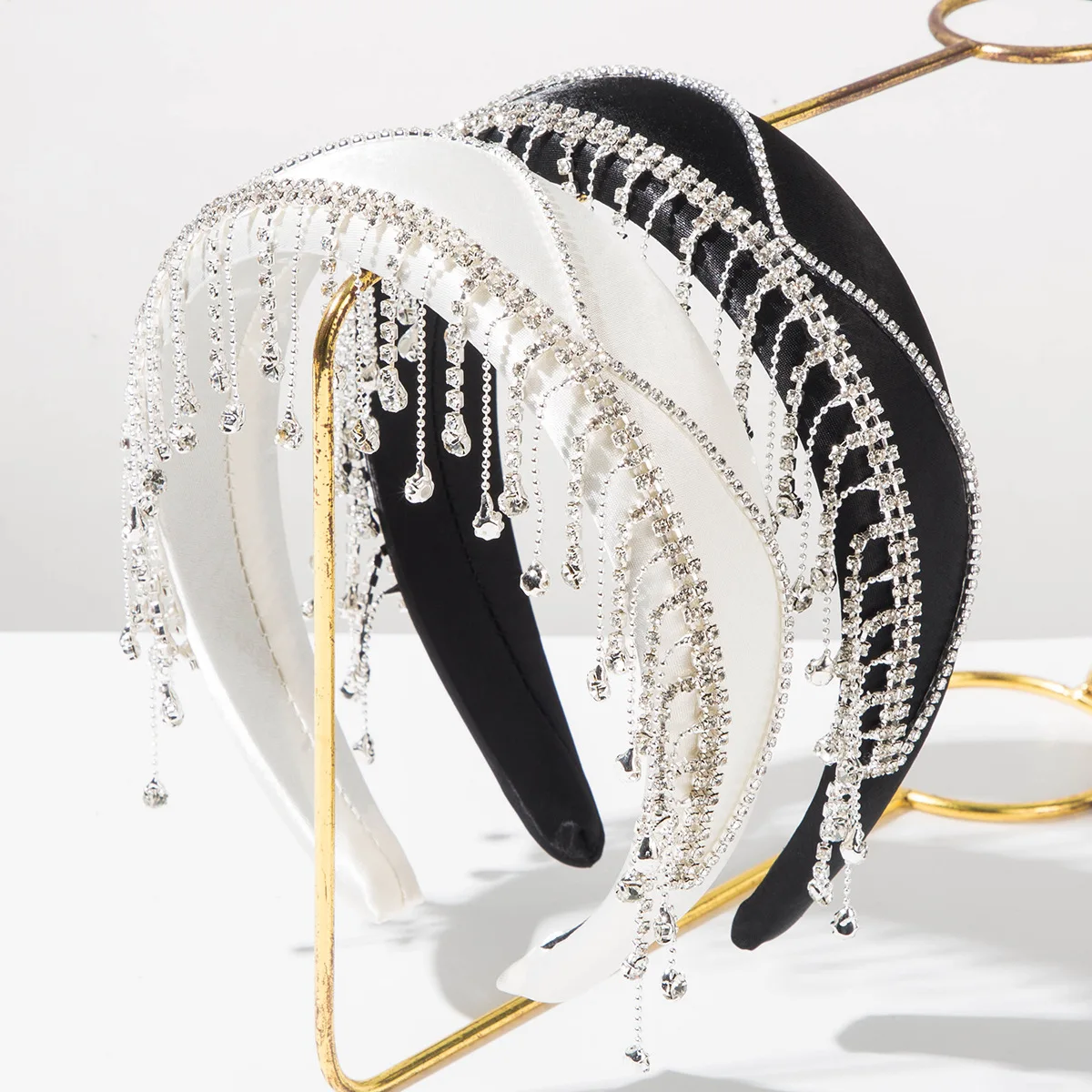 New Arrival Fashion Retro Luxury Asymmetrical Diamond Chain Tassel Headband Elegantclassy Hair Accessories
