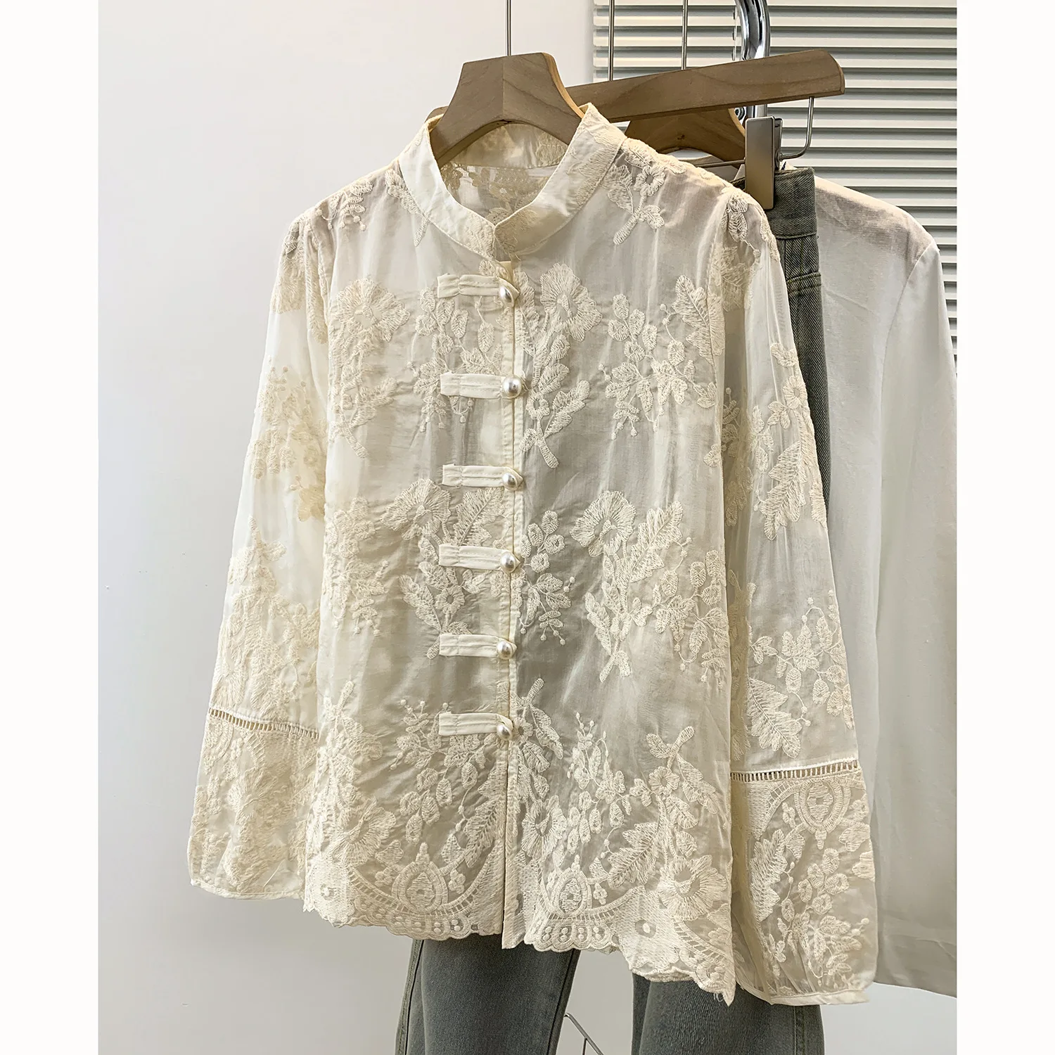 

Women Loose Ethnic Embroidered Shirt Tops Women Spring Summer Shirt Frog Closure Tops Chinese Style Women Long Sleeve Shirt Coat