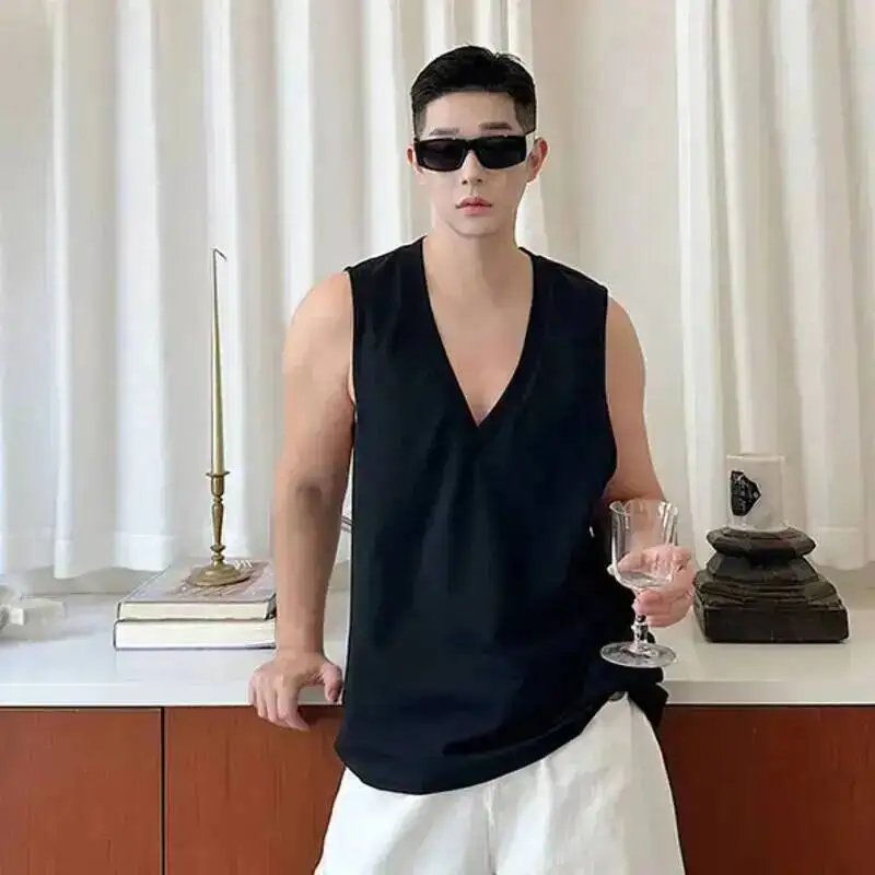 Men's Sleeveless Vest Solid Color Pullover V-neck Top 2026 Summer Casual Loose Fitting Male T-shirt Fashion Trend 9WCVNF