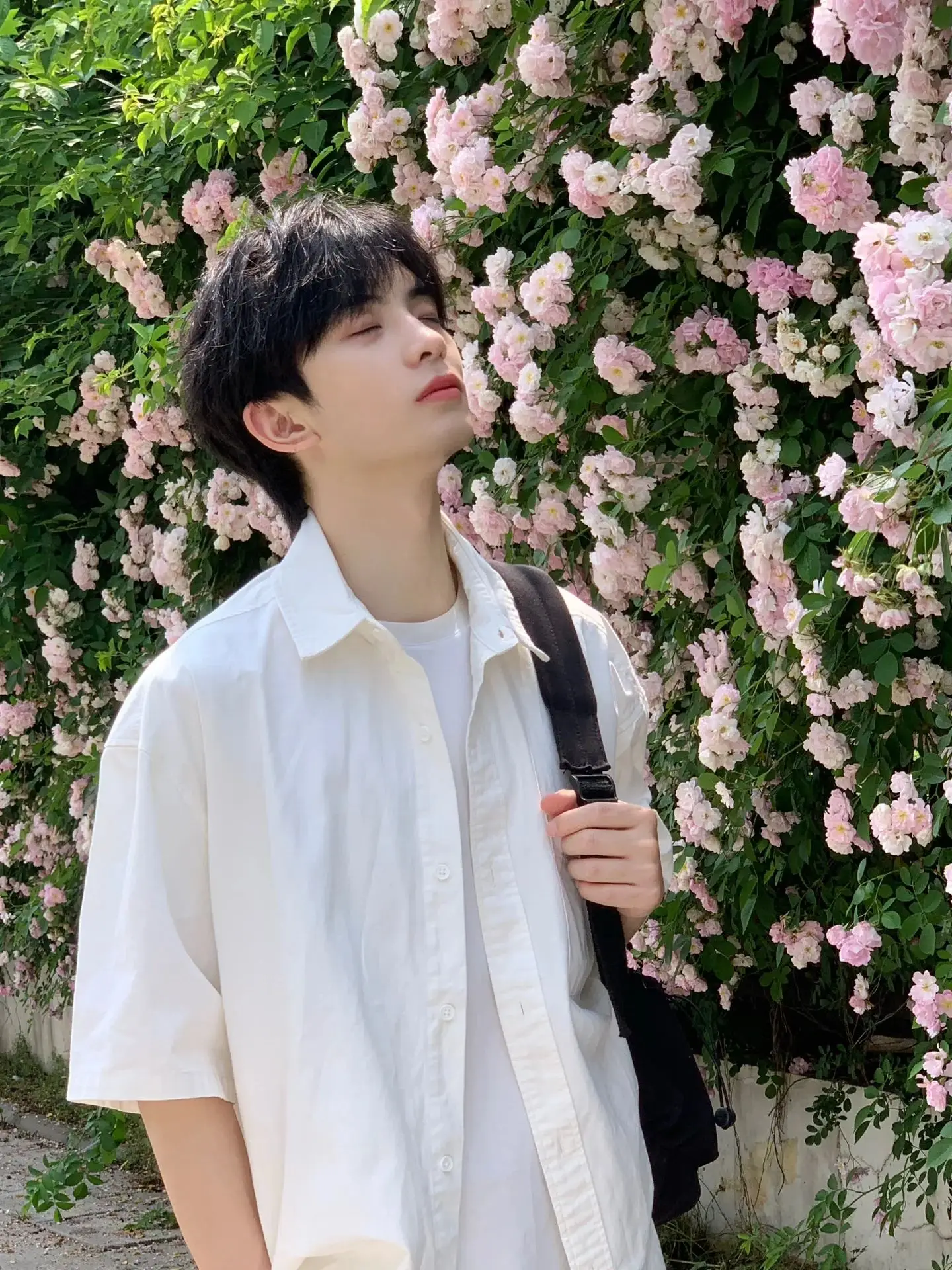 

White ort Sve Men's irt Summer Thin Ice Silk Japanese y f Sve Youthful Sle Outerwear Loose Fit Waed