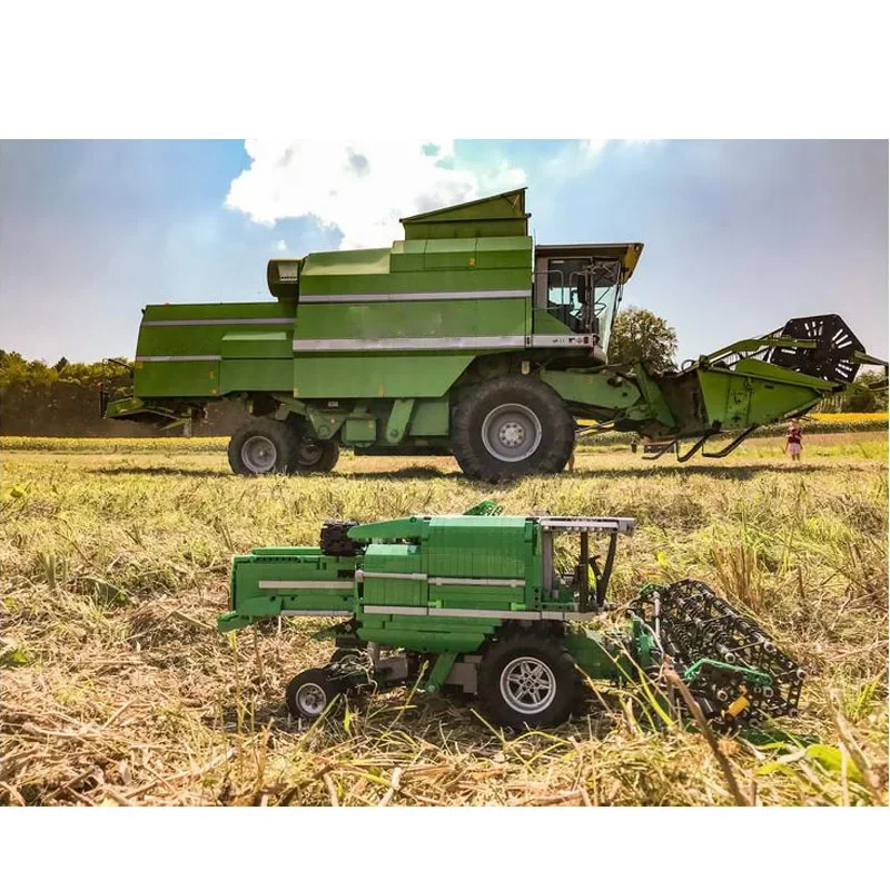 

MOC-105824NewGreenCombine, полный радиоуправляемый строительный блок, модель 1:17 3494, часть подходит для урожая, детский подарок на день рождения, игрушки
