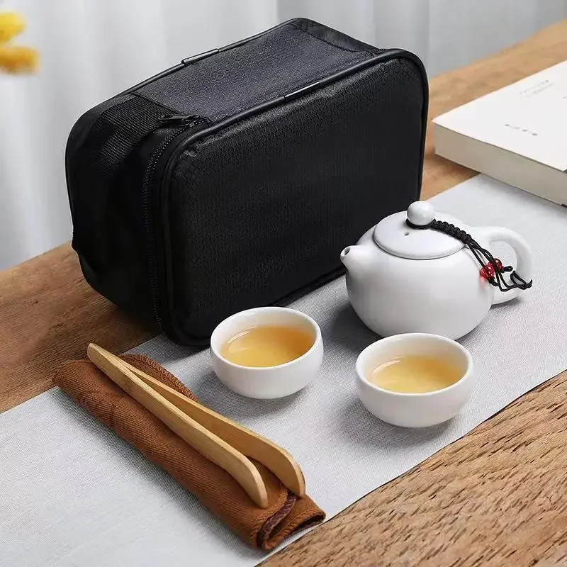 Creative Kung Fu Travel Tea Set Includes 1 Pot and 2 Cups Shu Puer Teaware Samovar Ceramic Mug Teapot Kettles Yixing Kettle Cup