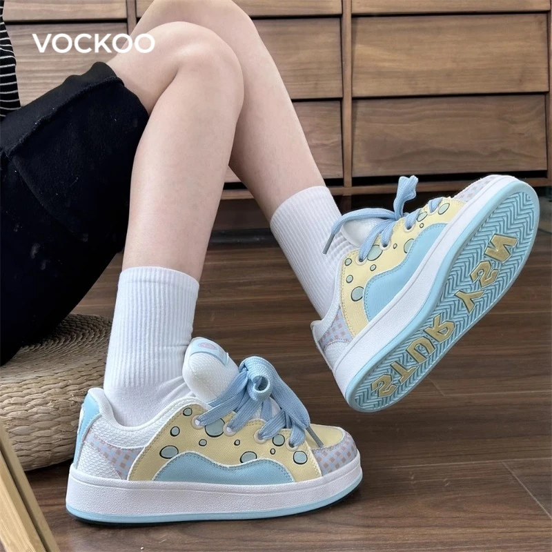 

Женские уличные кроссовки Vockoo Versatile Bread Shoe: Новинка весны, толстая подошва, дизайн Bubble Moon, белые, повседневные, удобные, дышащие