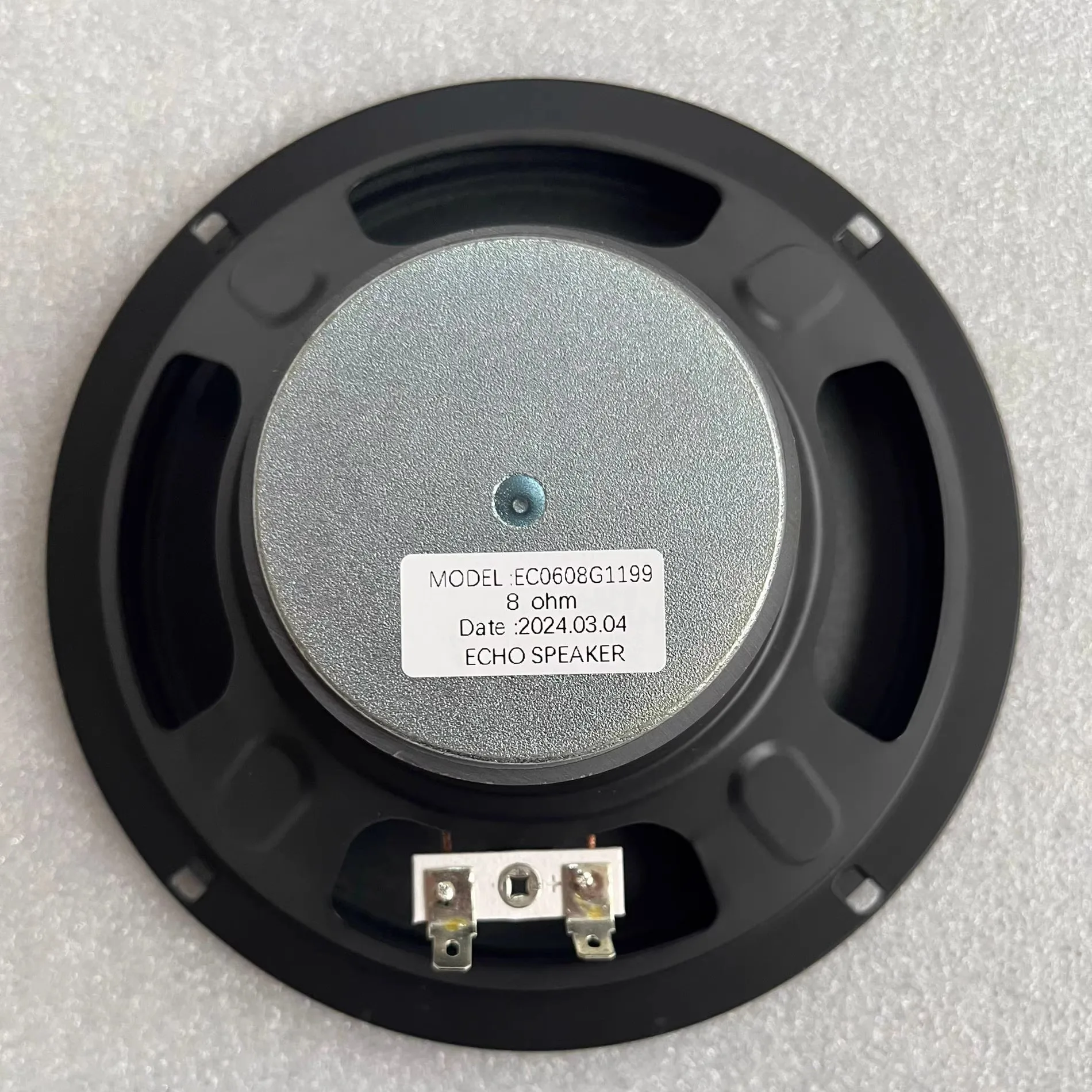 Sensitivity Instrument 6.5 Inch Full Range Speaker Paper Cone Sound Round Sensitivity Instrument Electric Guitar Speaker 4/8/16