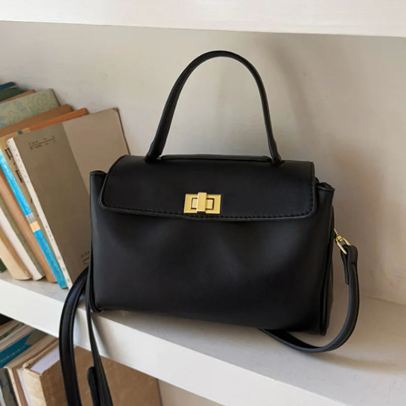 

Korean Fashion Retro Handbag High-end Women Small Square Bag Versatile Metal Buckle Design Elegant Single Shoulder Crossbody Bag