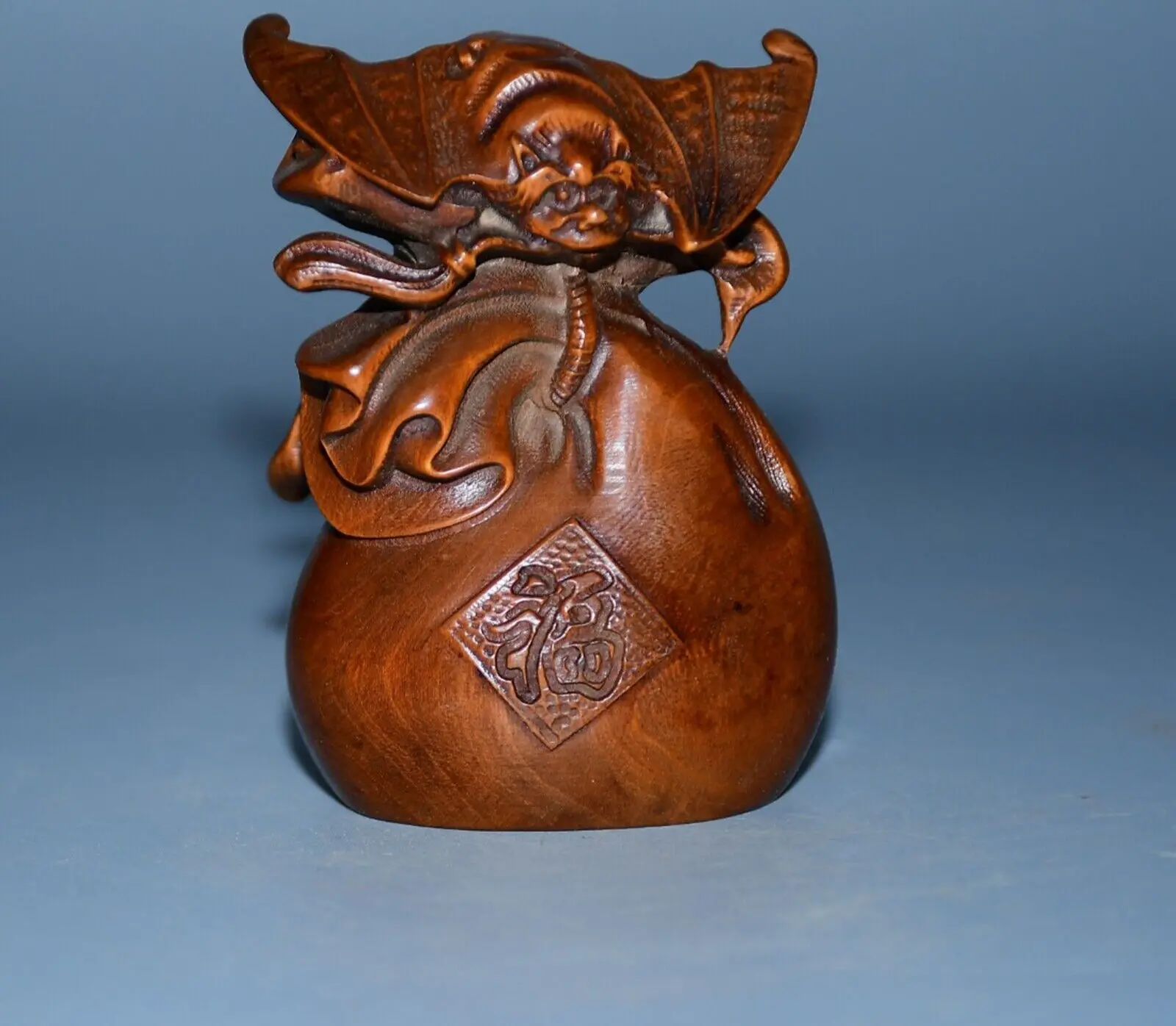 Chinese Old Boxwood Carved Exquisite Bat Money Bag Statue Figurines Lucky Gift