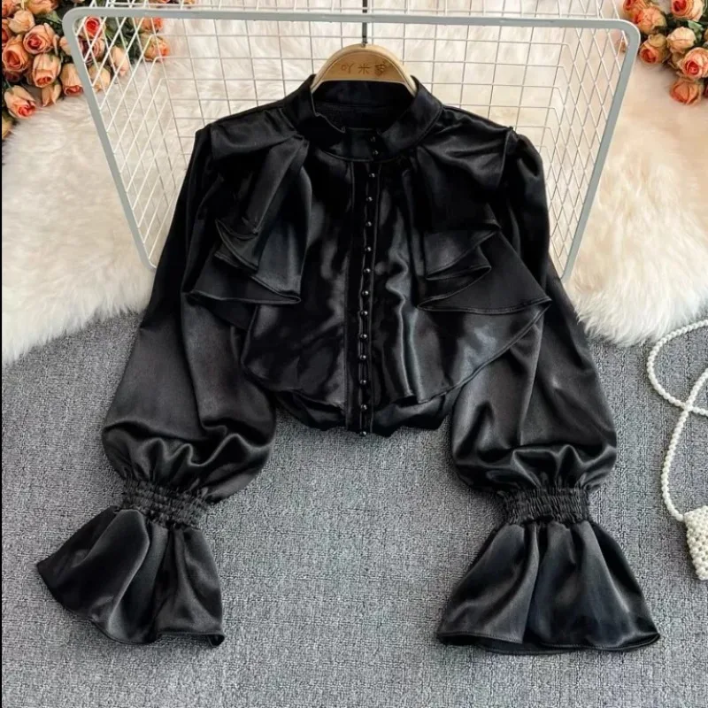 

Женская атласная блузка с рюшами, воротником-стойкой и пышными рукавами, укороченный топ