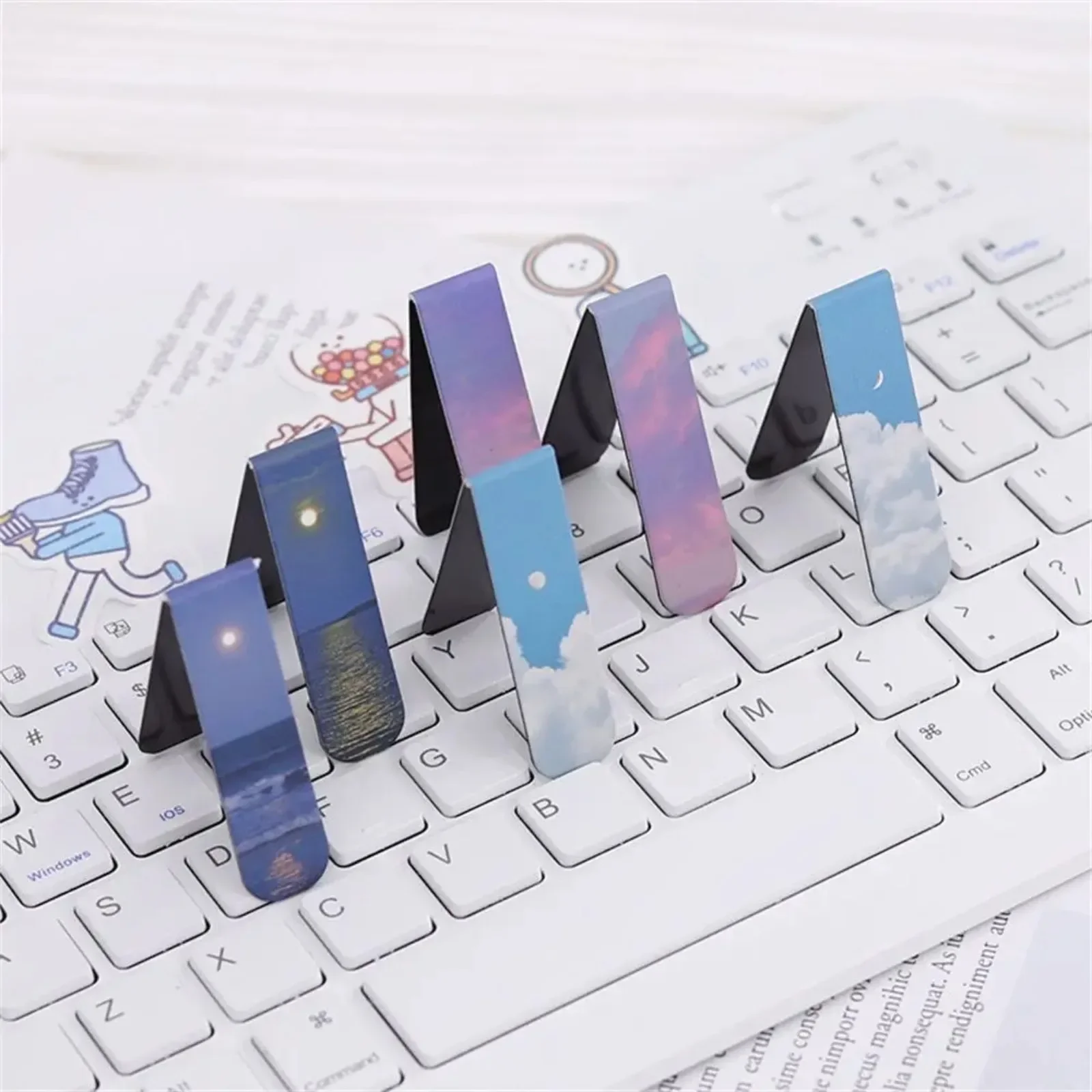 2pcs/set Fantasy Clouds Sun Moon Magnetic Bookmarks Students Book Page Holder Reading Items Korean Stationery Office Supplies