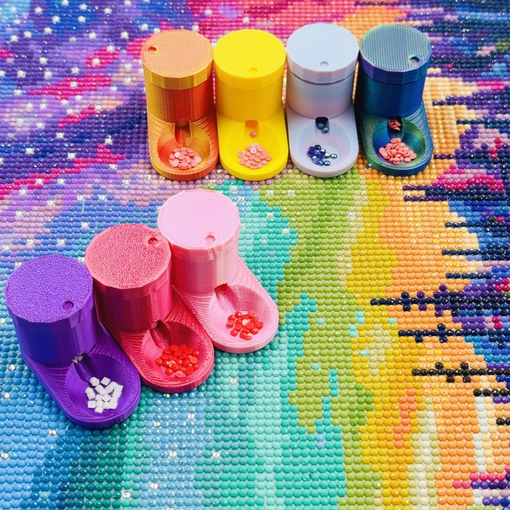 Diamond Painting Drill Dispenser with Storage Cup, Ribbed Sorting Tray for Easy Pickup, Spill-Proof Bead Container for DIY Craft