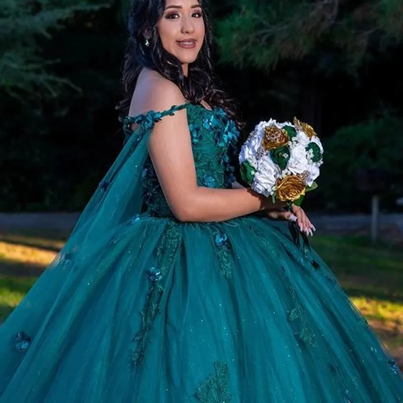 Ball Gown Emerald Green Ball Gown Quinceanera Dress Lace Up Back Spaghetti 15 Year Party Birthday Formal Gown customized