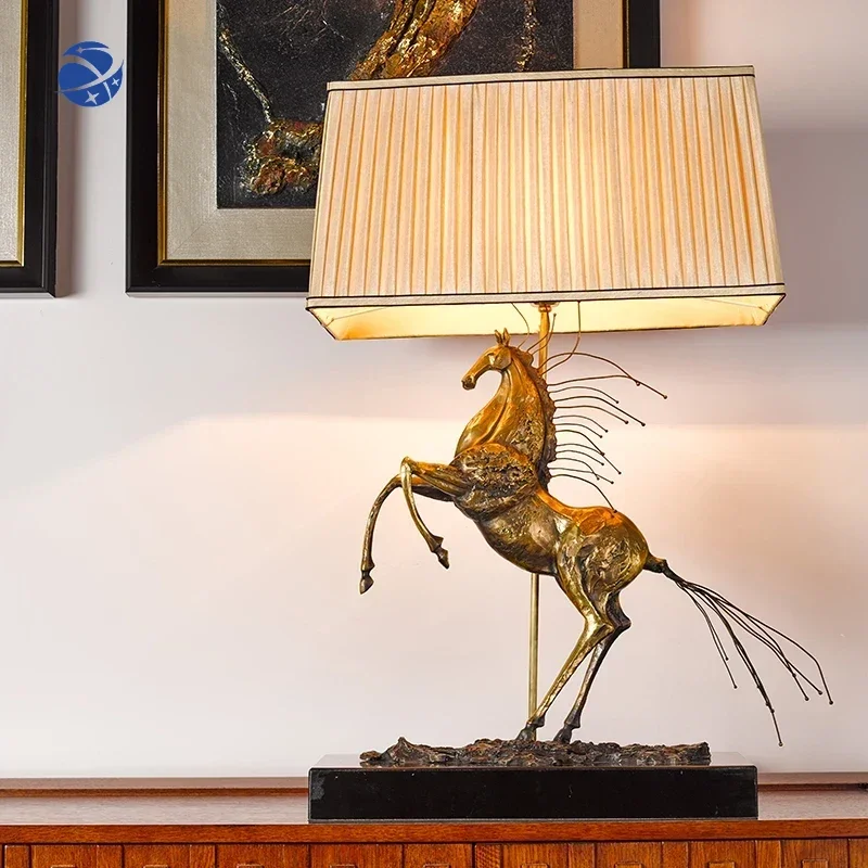 SANLOREN Modern home decorative table desk elegant horse design table lamp reading room lamp lampara de mesa de lectura