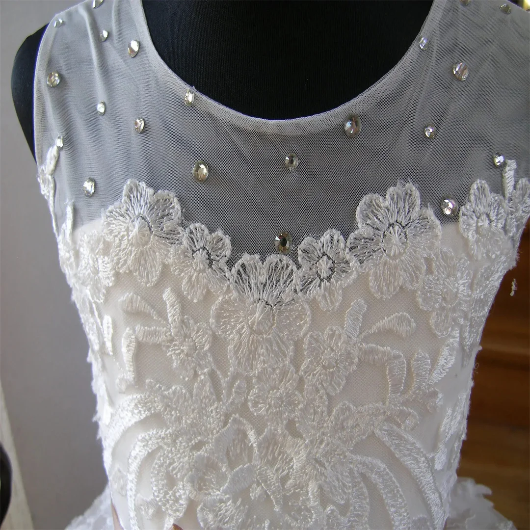 Abiti da ragazza di fiore in pizzo con fiocco da sposa Appliques Abiti da prima comunione Eleganti per bambina Abito da ballo per servizio fotografico Principessa