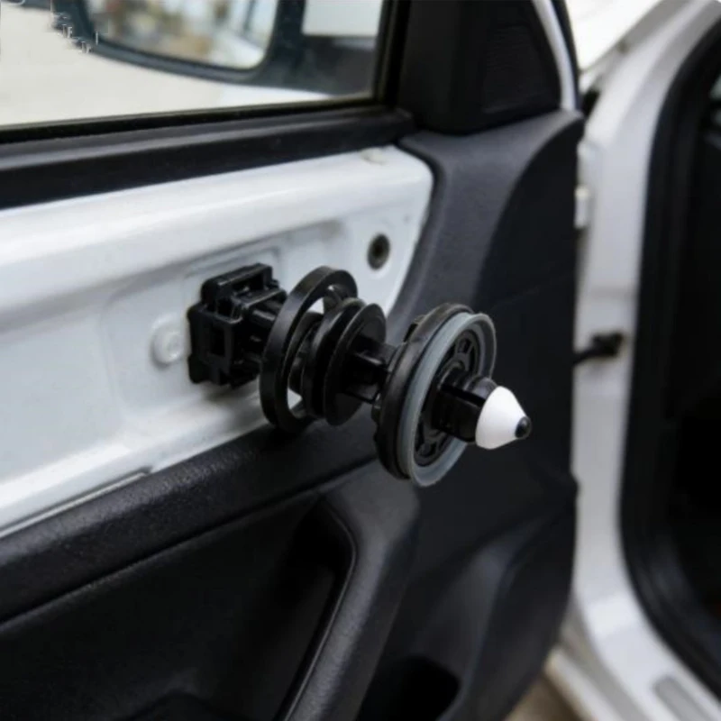 

10Pcs car DOOR PANEL CARD TRIM CLIP For VW T5 TRANSPORTER 2003 DOOR PANEL CARD TRIM CLIPS INTERIOR-7L6868243 UK