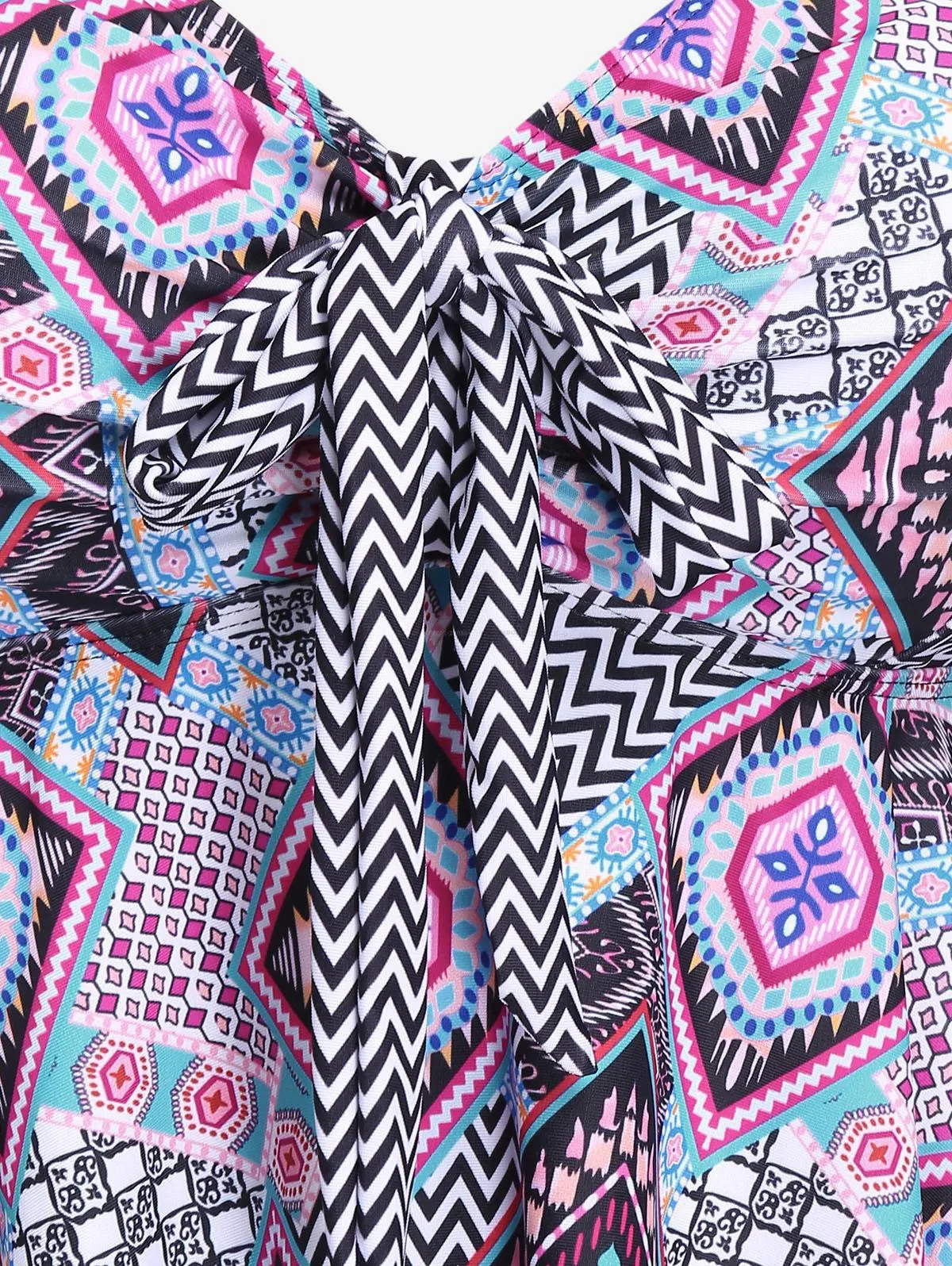 Damski strój kąpielowy Rosegal Plus Size Geo Bowknot z wycięciem i wiązaniem na szyi, bez ramiączek, z chusteczką