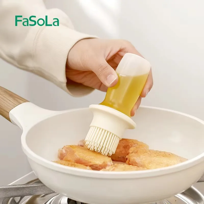 FaSoLa Silicone Oil Bottle Brush with Lid BBQ Oil Cruet Spice Organizer Ketchup Sauce Jars Kitchen Drip Oil Dispenser Supplies