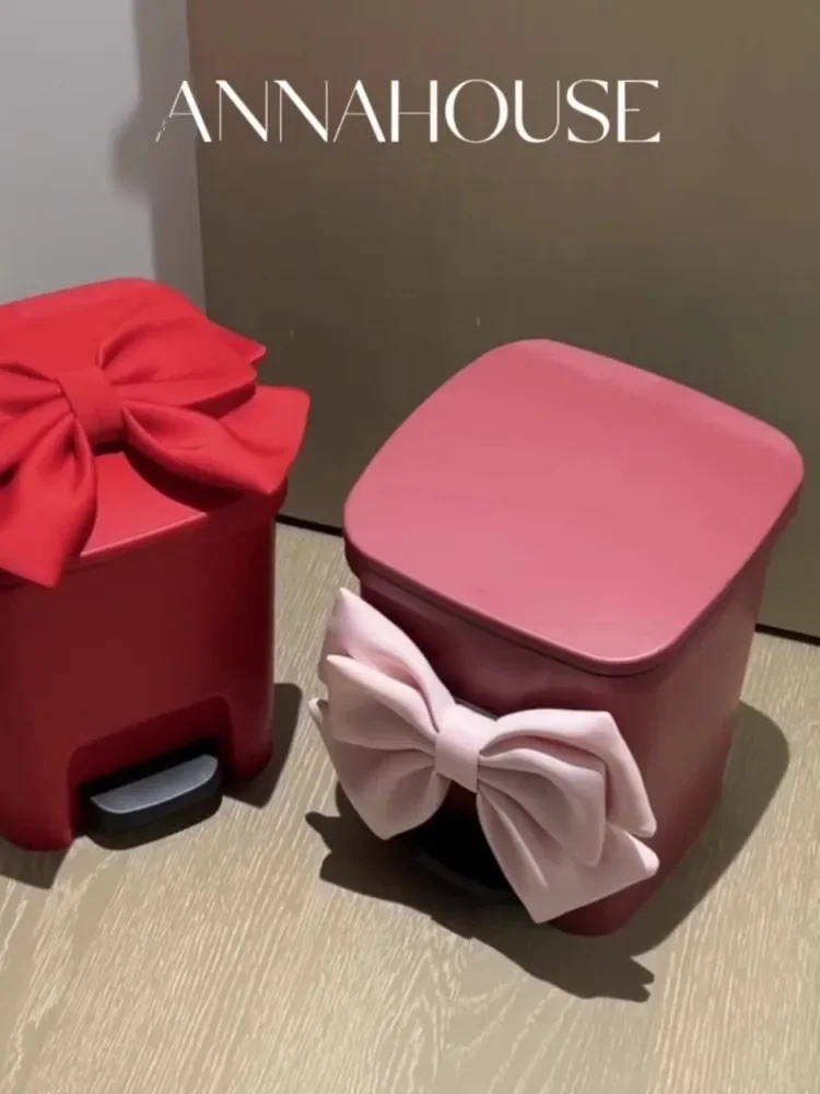 Cartoon Bow Creative Design Trash Can Living Room Bathroom Floor Decoration Wastebasket Aesthetic Luxury Ornaments Litter Bins