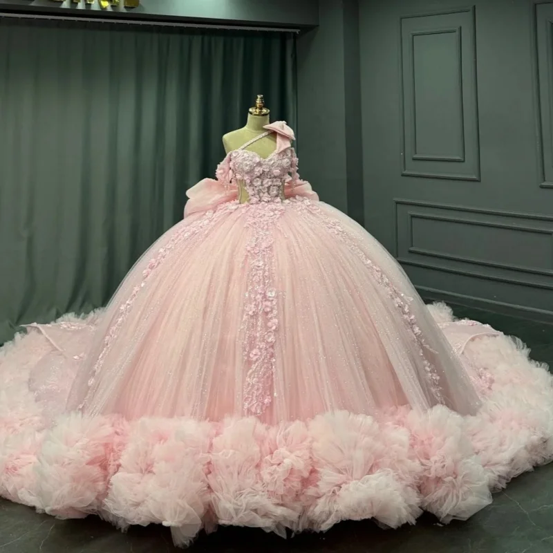 반짝이는 킨세아녜라 드레스 크리스탈 3D 꽃 장식 오프숄더 레이스 레이어드 롱테일 리본 베스티도스 데 15 킨세아녜라 ﻿ 맞춤 제작