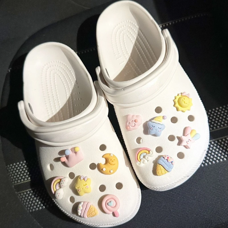 Whole Set Hot Sale DIY Hole Shoes Charms for Sleeping Stars Handmade Charms Designer Quality Garden Shoe Decoration Girl Gift