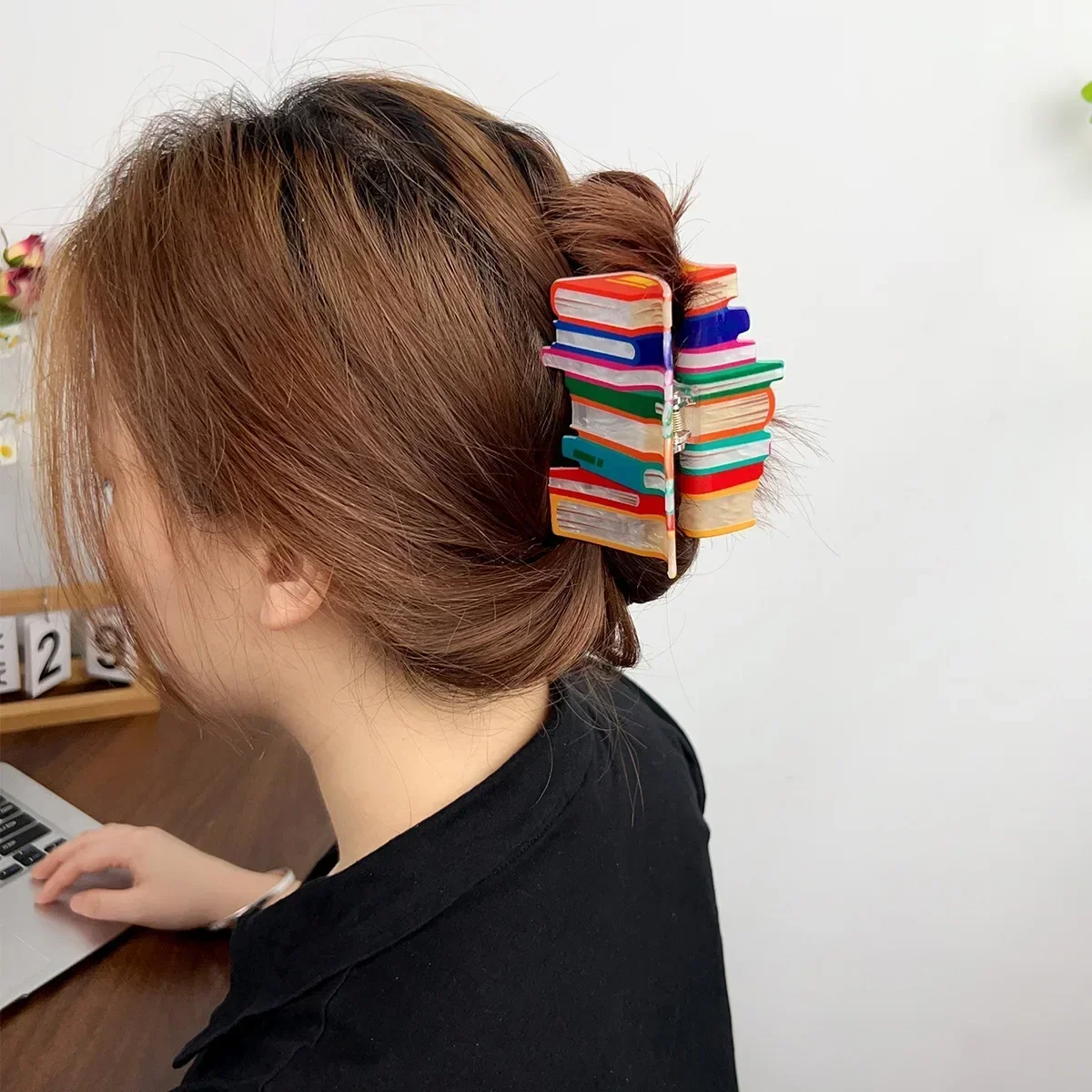 Muweordy, nuevos libros creativos de arcoíris, pinza para el pelo, libro divertido, pinza para el pelo de cangrejo, regalo para profesores, Clip de tiburón, accesorios para el cabello para mujer