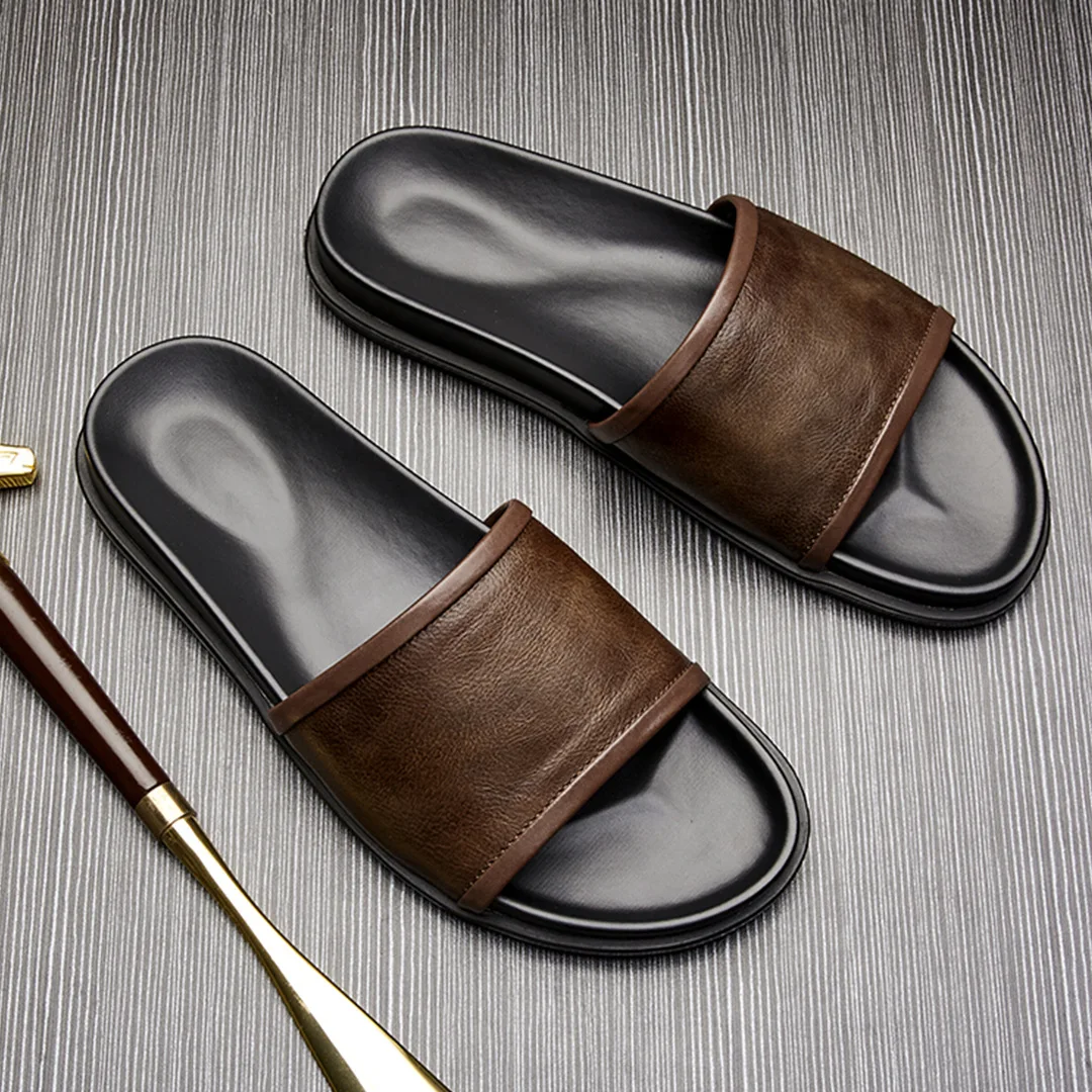 New Genuine Leather Flip-Flops for Men, Summer Outdoor Non-Slip Personalized Beach Shoes