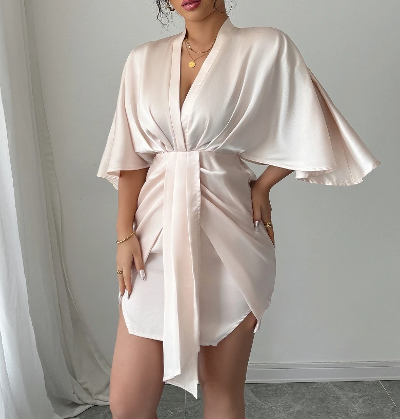 

Advanced minimalist style deep V-waist wide sleeved tight fitting dress, summer solid color women's waist bag hip dress