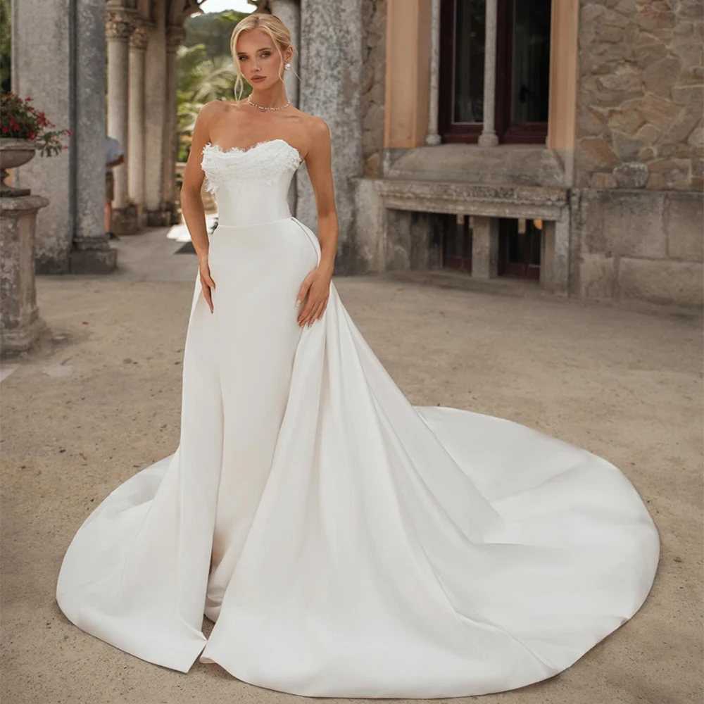 カスタムメイドの豪華なマーメイドサテンウェディングドレス、ビーチブライダルドレス、取り外し可能なトレーン付きイブニングドレス、ウェディングドレス