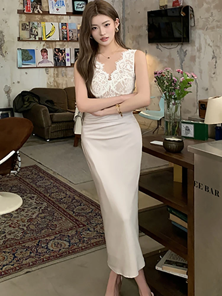 サマーピンクサテンパッチワークレースジャカードミディドレス レディース エレガントVネック スリングドレス 2025 韓国 ボディコン フェスティバル イブニングドレス