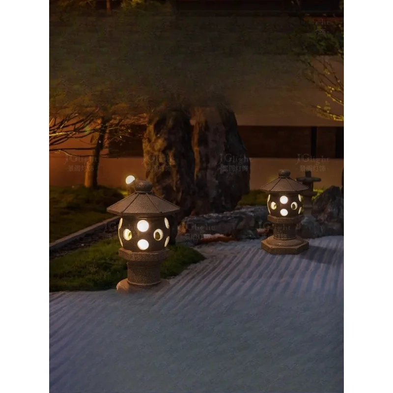 Outdoor Chinese stone lantern solar garden lawn lamp villa B & B