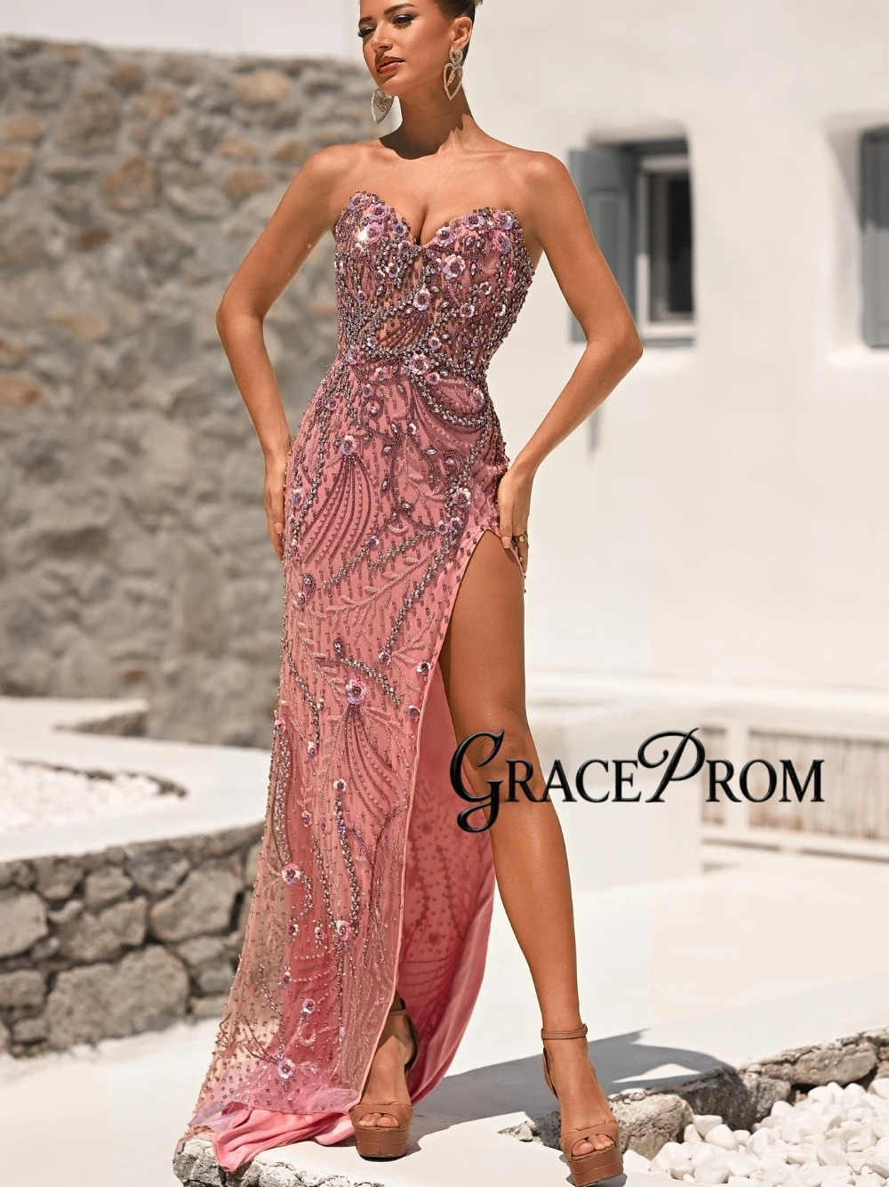 

Luxury Crystals Beaded V Neck Evening Dress 3D Floral Sexy High Slit Prom Gown 2026 Statement Sleeveless Formal Party Wear