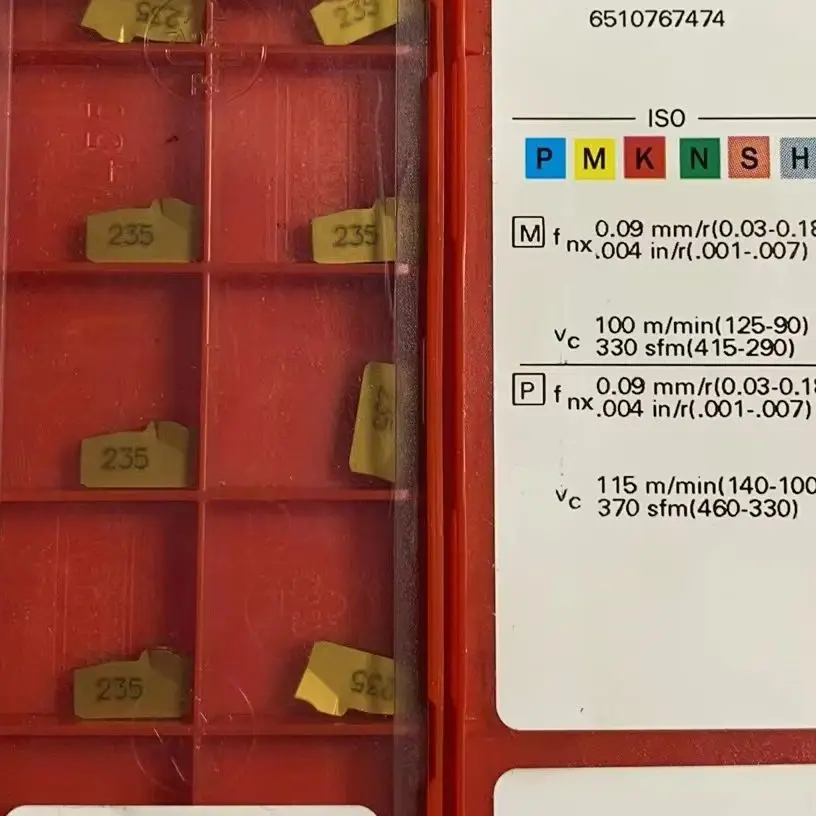 

CNC blade R151.2-300 05-5E 235 original and authentic, clearly on sale, only 5 boxes