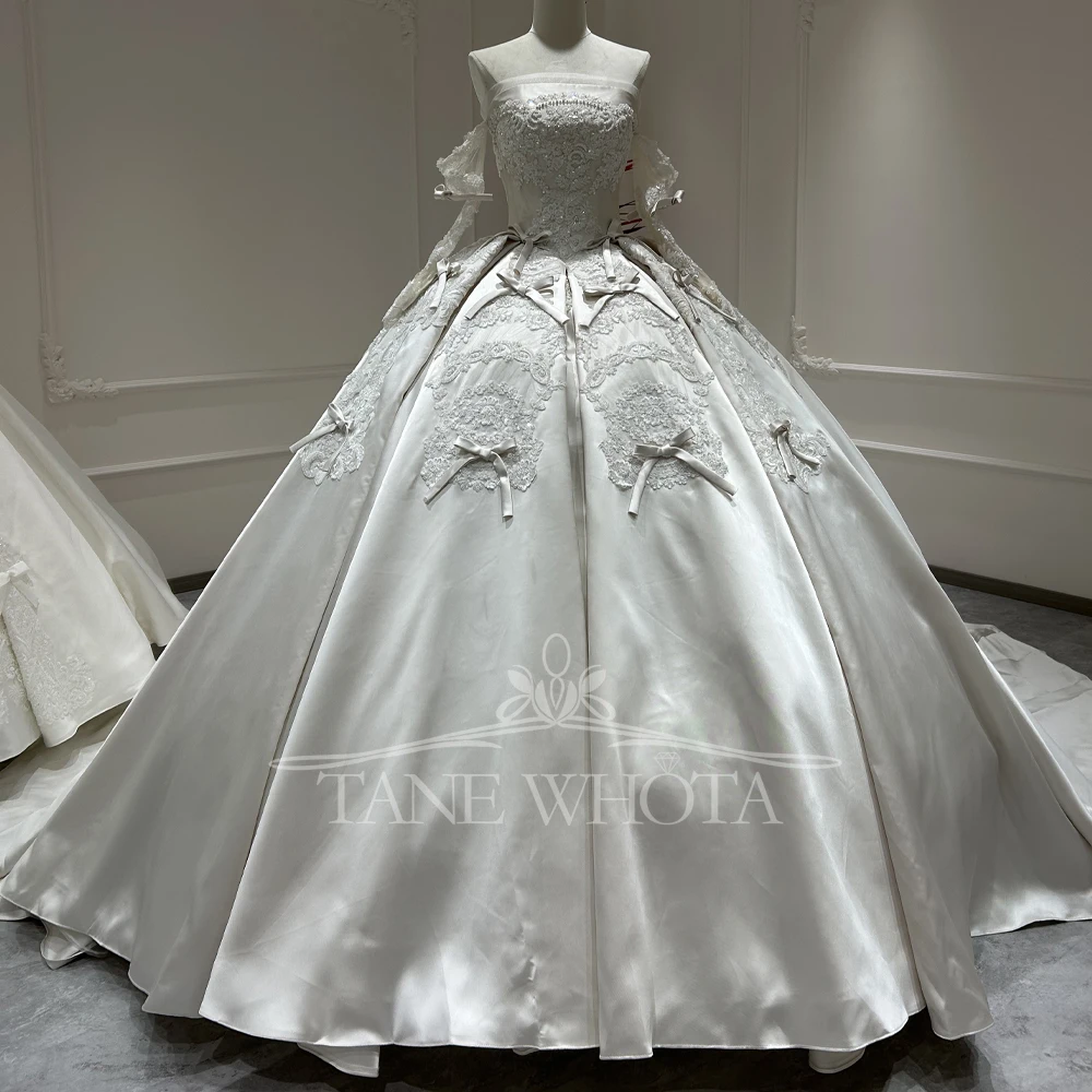 

Настраиваемое свадебное платье принцессы без бретелек с длинными рукавами, на шнуровке сзади, с вышивкой бисером и бантом для женщин