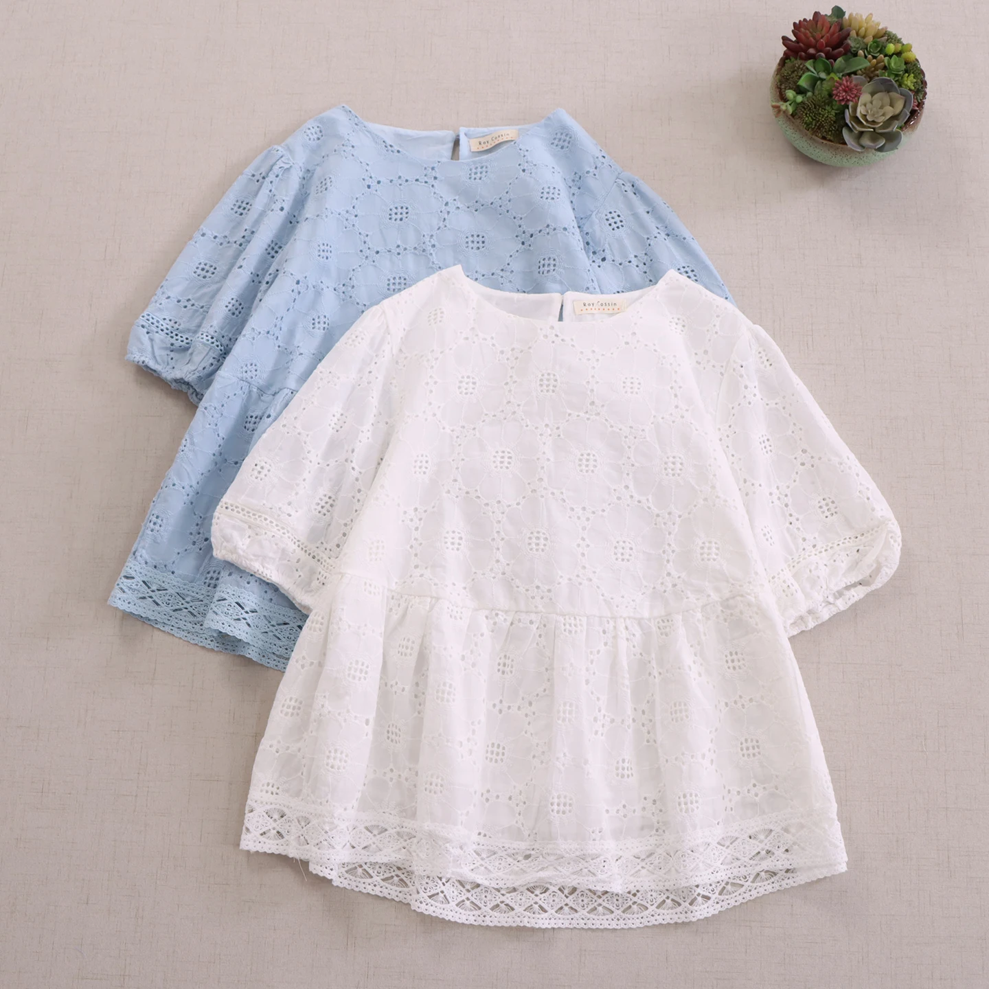 

Japanese Sweet Mori Girl Solid Color Embroidery Hollow Out Cotton Shirts Women Summer O-Neck Short Sleeve Casual Loose Blouse
