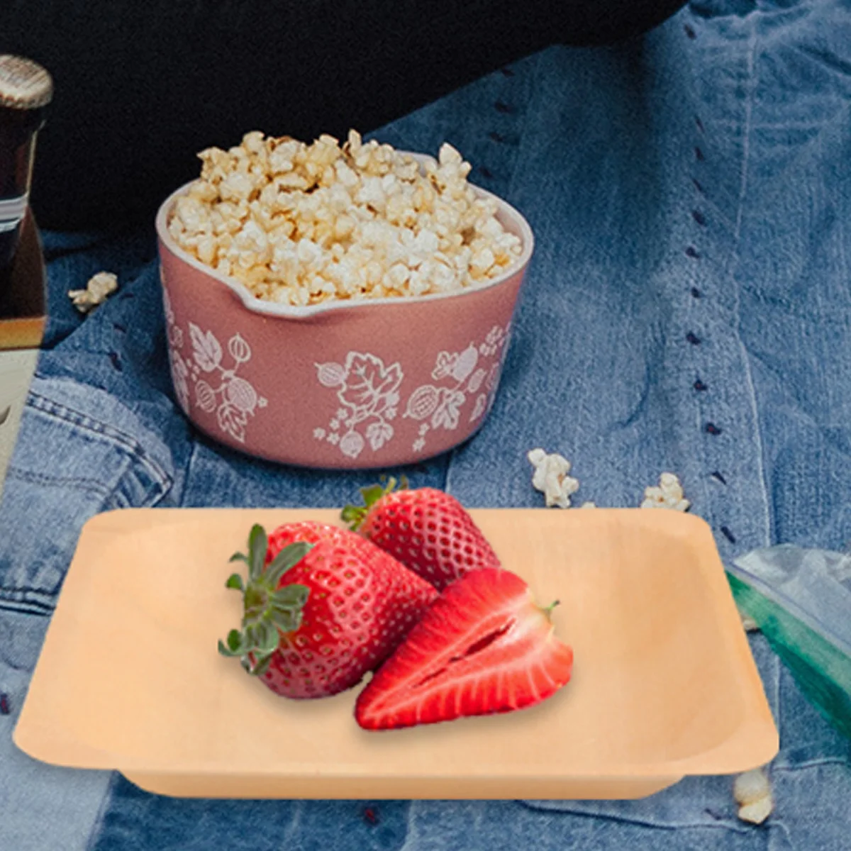 

50Pcs Wooden Plate Square Tableware Not Easy to Break for Party Wedding Picnic Use Wooden Plate Tableware