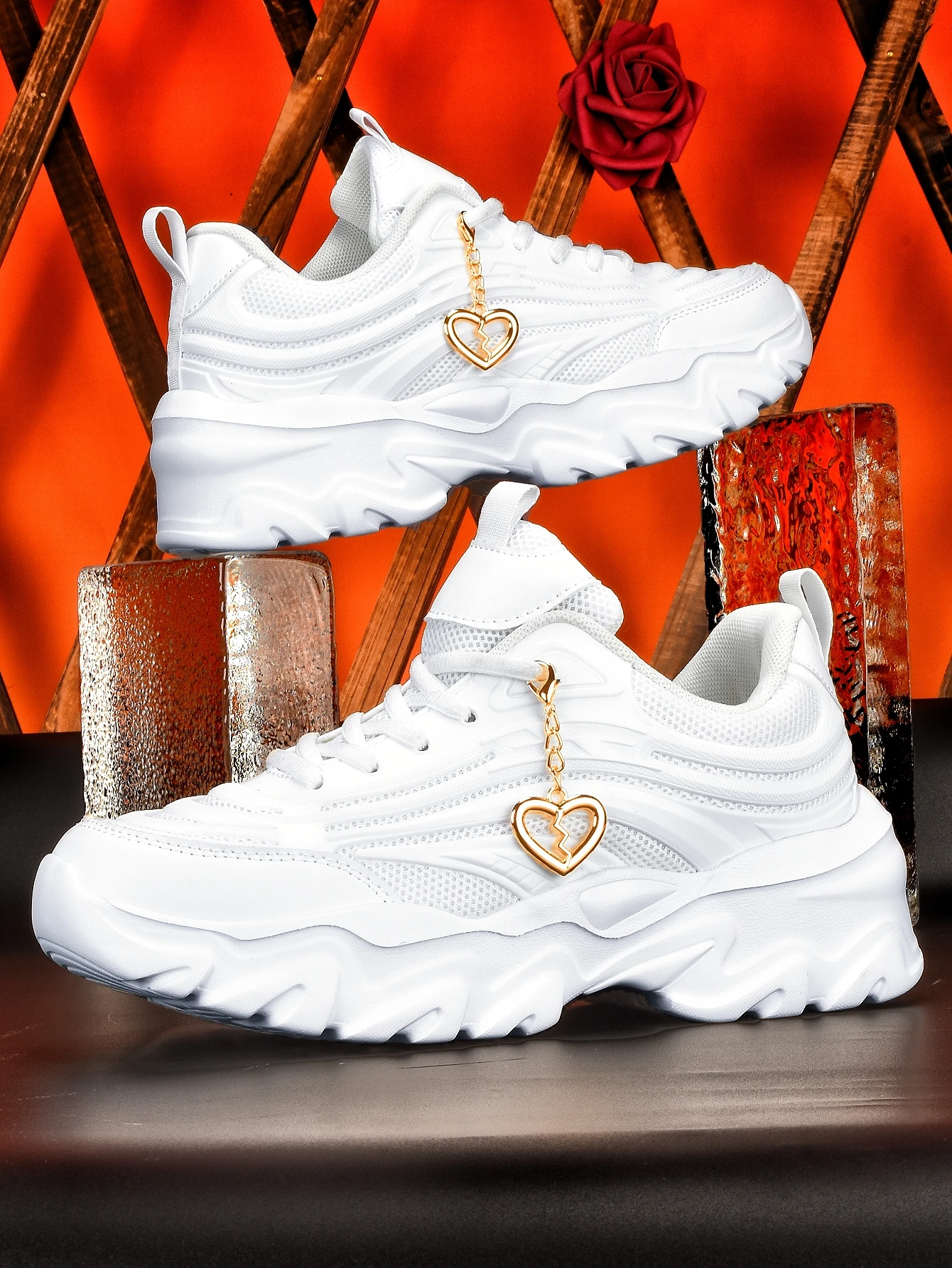 Women's Thick-Soled 5cm Height-Increasing Dad Shoes, Sweet and Cool Y2K Retro Style with Gold Heart Metal Decoration, Breathable Mesh, Eva Irregular Sole, Casual Shoes for Trendy Lovers, Daily Commute, Unique Design, Sweet and Cool Style, Student-Friendly, Versatile, Soft-Soled, Lightweight, Comfortable Sports Shoes for Women