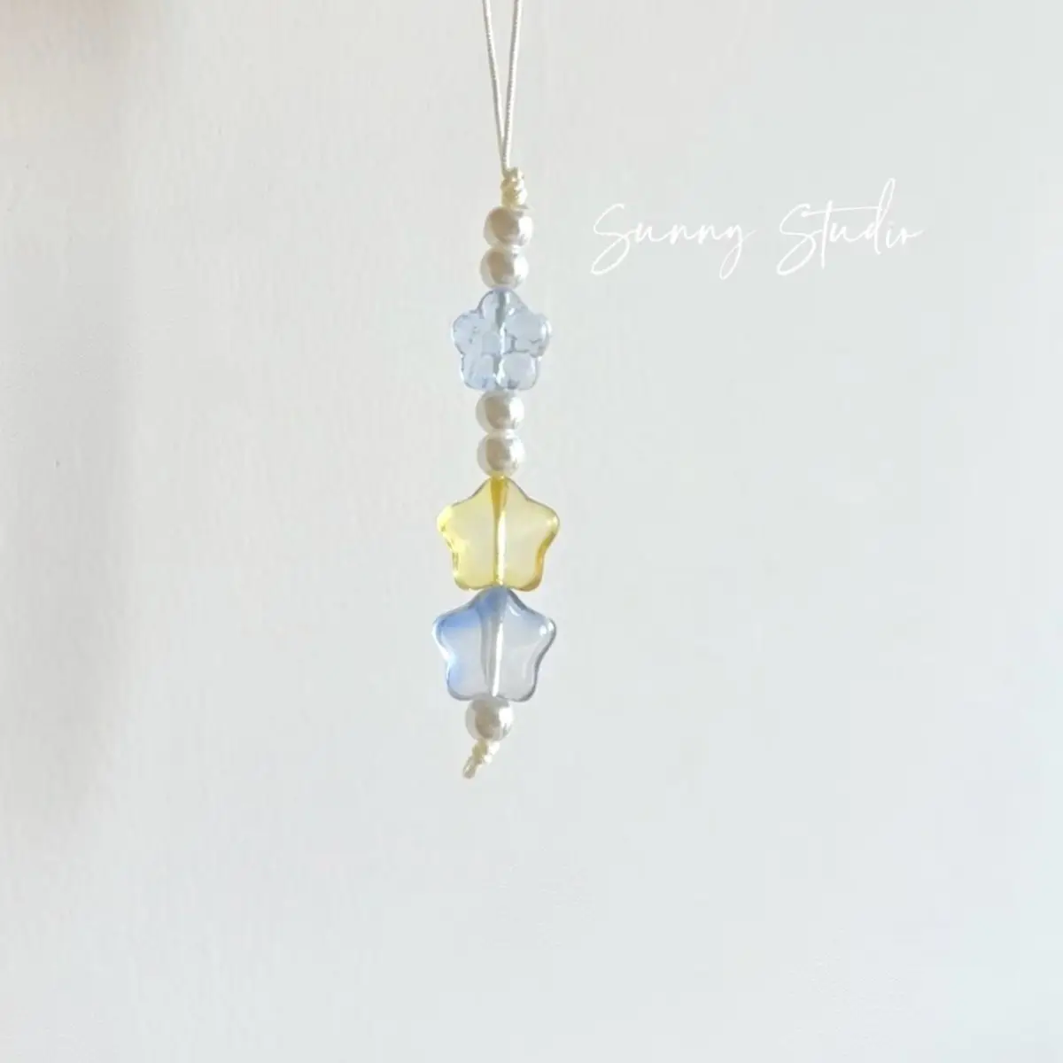 

Красочный звездный бисер для телефона, милый прозрачный жемчужный бисер, эстетический ремешок для телефона, ремешок на запястье, сумка, брелок