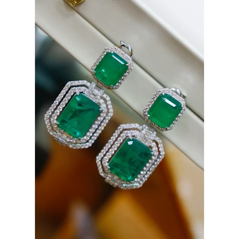 

Ruihe New Created Emerald Color Emerald Shape Earrings 925 Silver 5A+ Cubic Zirconia Stone Gemstone Jewelry for Women Gifts