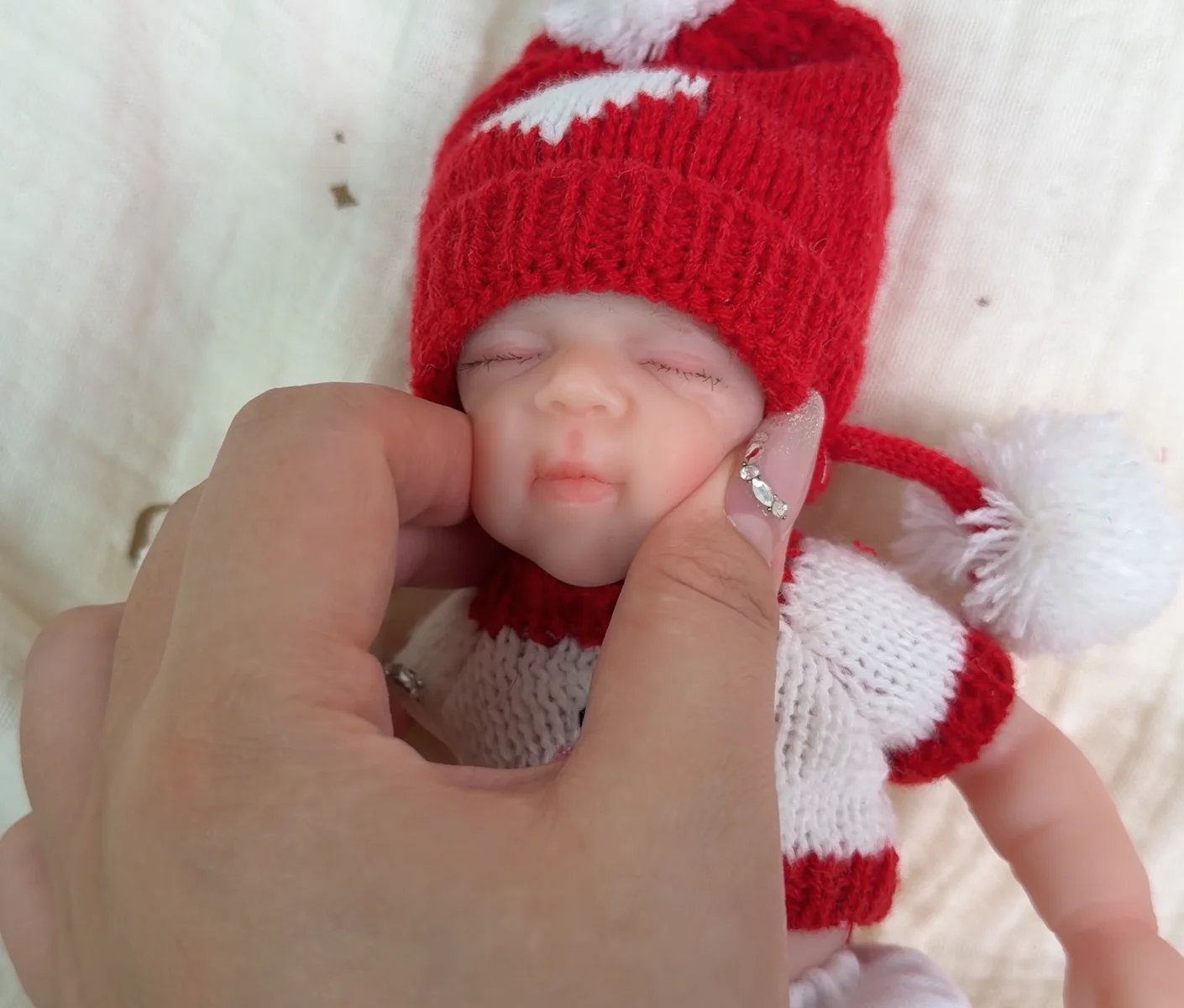 

NPK 8''Super Soft Solid Platinum Silicone Flexible Elastic Mini Handy Baby Gril Pascale Collectible Reborn Doll