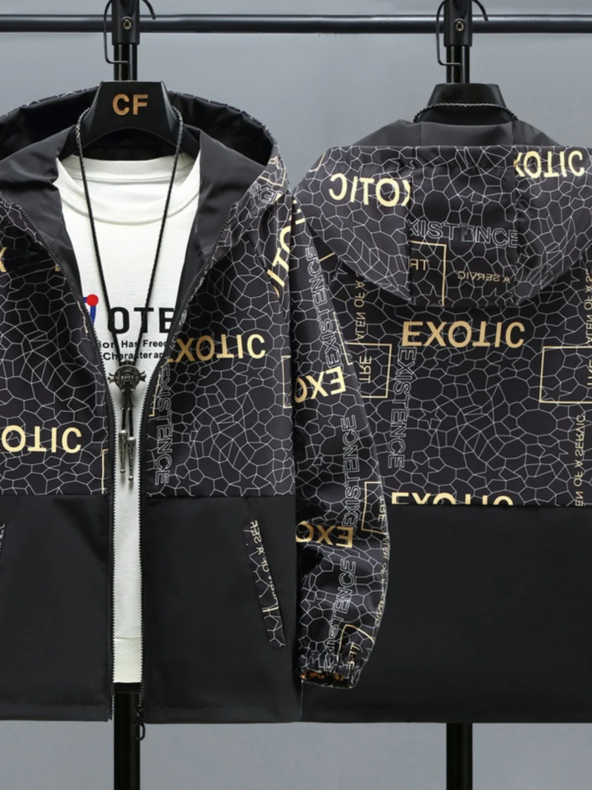 

Весенне-осенняя мужская куртка с капюшоном большого размера, молодежная модная ткань с принтом Sli из полиэстера, длинная застежка-молния...