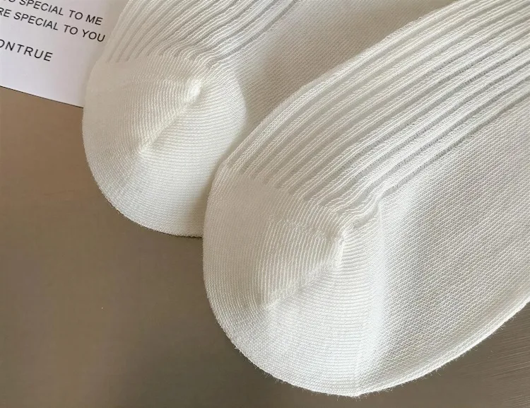 Damenmode-Socken, koreanische einfarbige, gestreifte Wadensocken, schlicht, für Frühling und Sommer, atmungsaktiv, bequem, Stapelsocken, mittelgroß bis klein – Detail 8