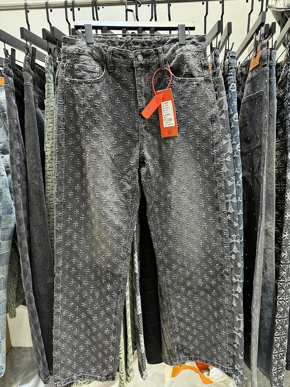 บุคลิกภาพ Vintage Y2k กางเกงยีนส์ผู้ชาย Jacquard รูปแบบคลาย Fit นูนกางเกงขาตรง Baggy กางเกงใหม่