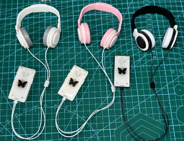 

D09-P331 children handmade toy 1/6 1/4 1/3 bjd Doll Accessories photo props white black phone and line set