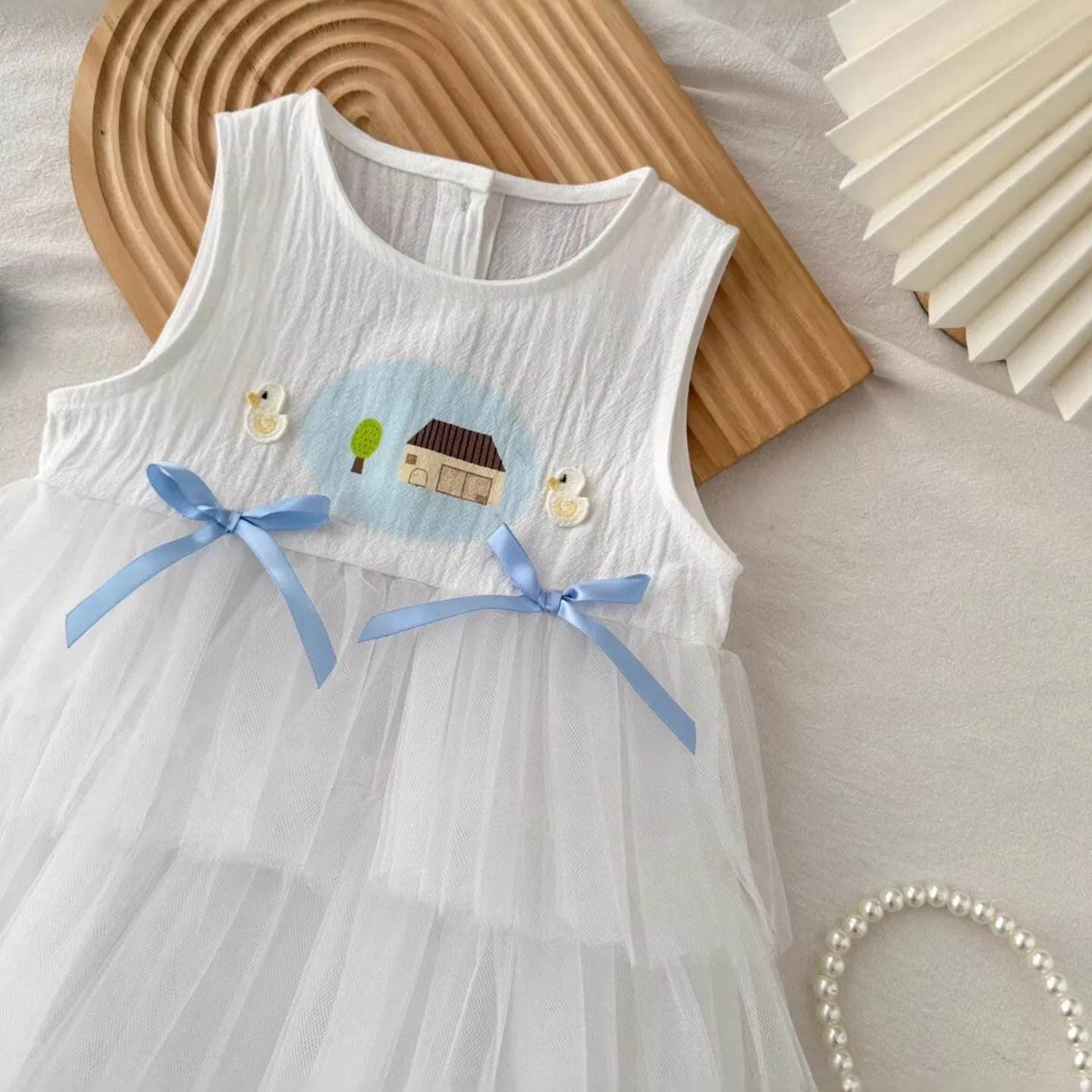 2026 Girls' Summer Sleeveless Princess Skirt White Mesh Cake dress Baby Birthday Dress Elegant Tank Top Skirt