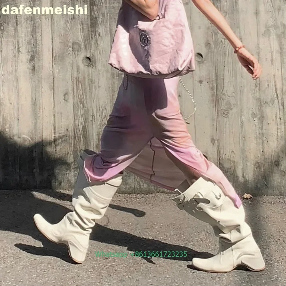 

Fashionable Loose Pleated Women Boots Retro Western Cowboy Boots Strange Style Wedges Knight Boots Black/white Knee High Boots