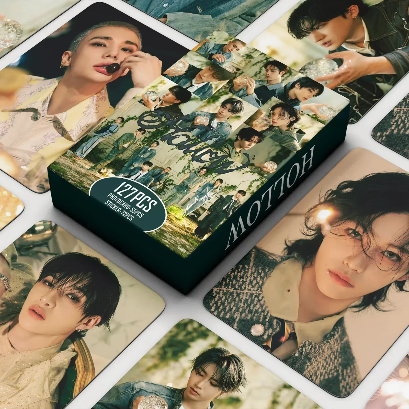 جديد 127 قطعة Kpop SKZ الصبي ملصقات Photocard HOLLOW ألبوم جديد الكورية ستار لومو بطاقات صور طباعة مجموعة من البطاقات المشجعين جمع بطاقة بريدية