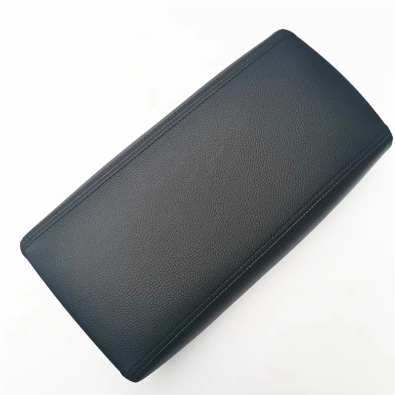Applicable to  Accord 2003-2007 2.0 2.4 3.0  Center armrest box cover  Glove box cover