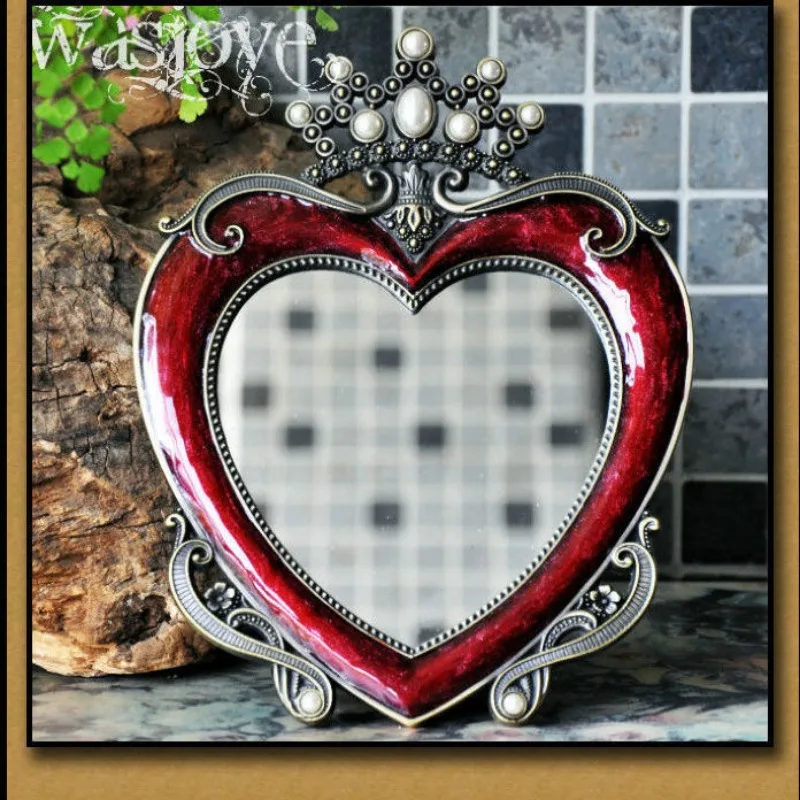 European Heart-shaped Desktop Mirror HD Single-sided Love Desktop Retro Makeup Mirror Dressing Mirror Decoracao Para Sala