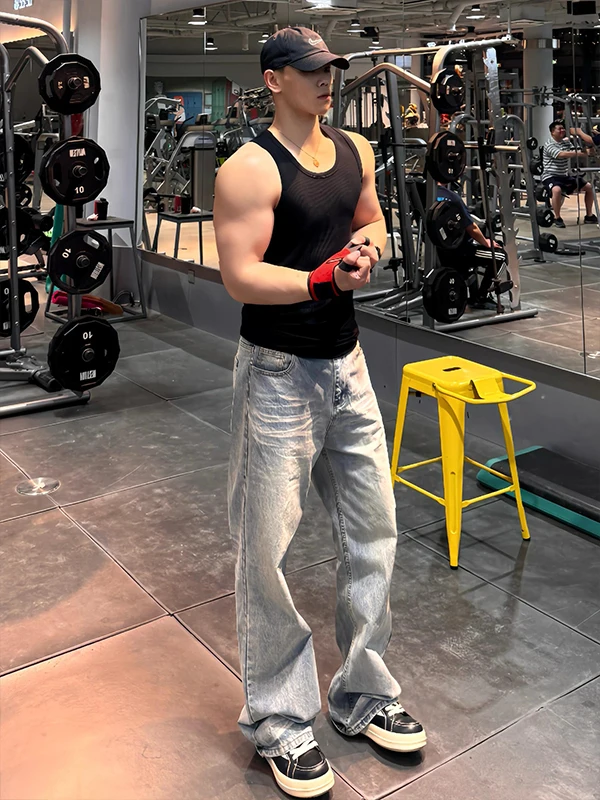 

Светло-голубые мужские джинсы с эффектом потертости, прямые брюки в стиле High Street, расклешенные мужские брюки Cleanfit, молодежный тренд с завышенной талией