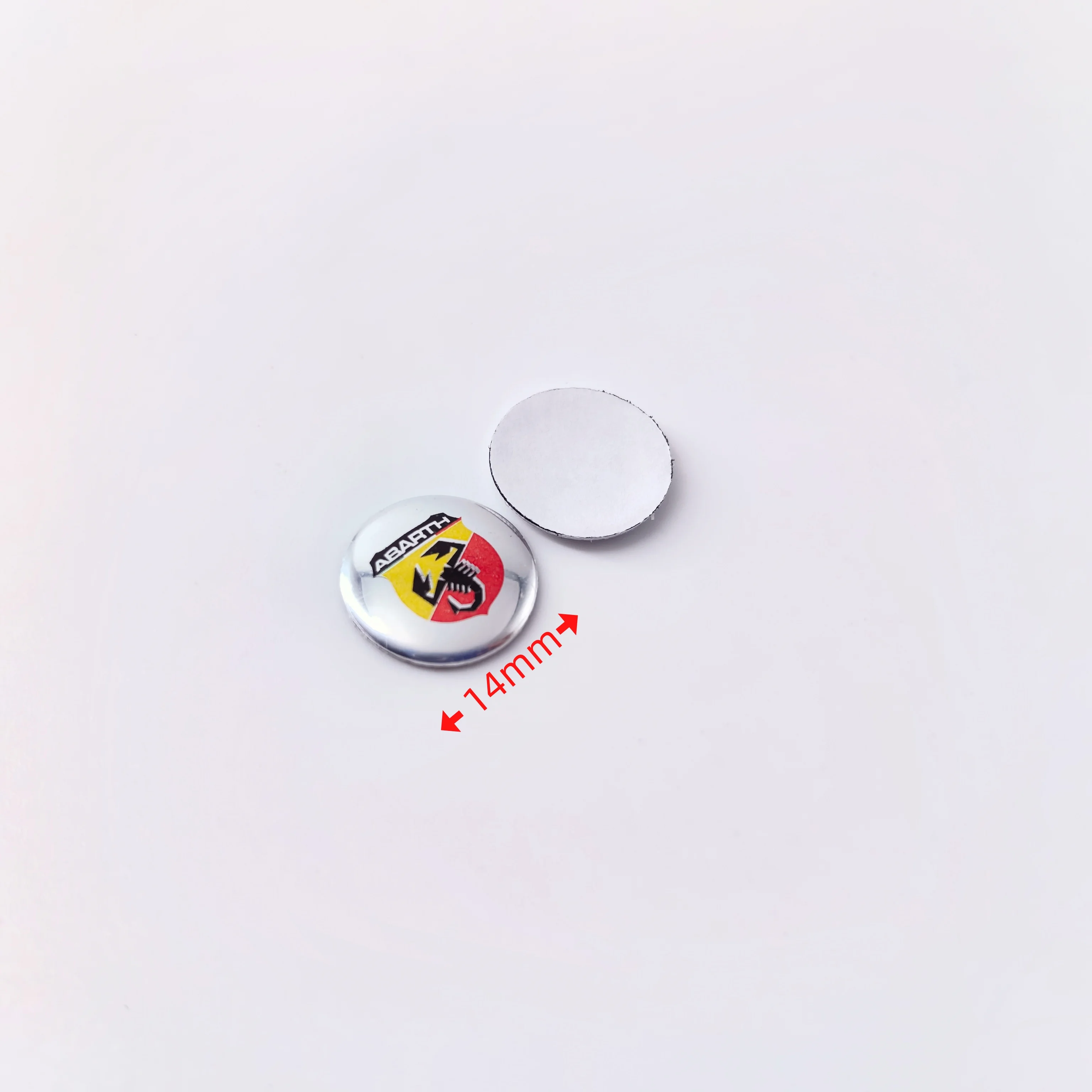 20 Stück FIAT Abarth 14 mm 3D Aluminium Autoschlüsselanhänger Dekoration Emblem Autoschlüssel Abzeichen Aufkleber Zubehör